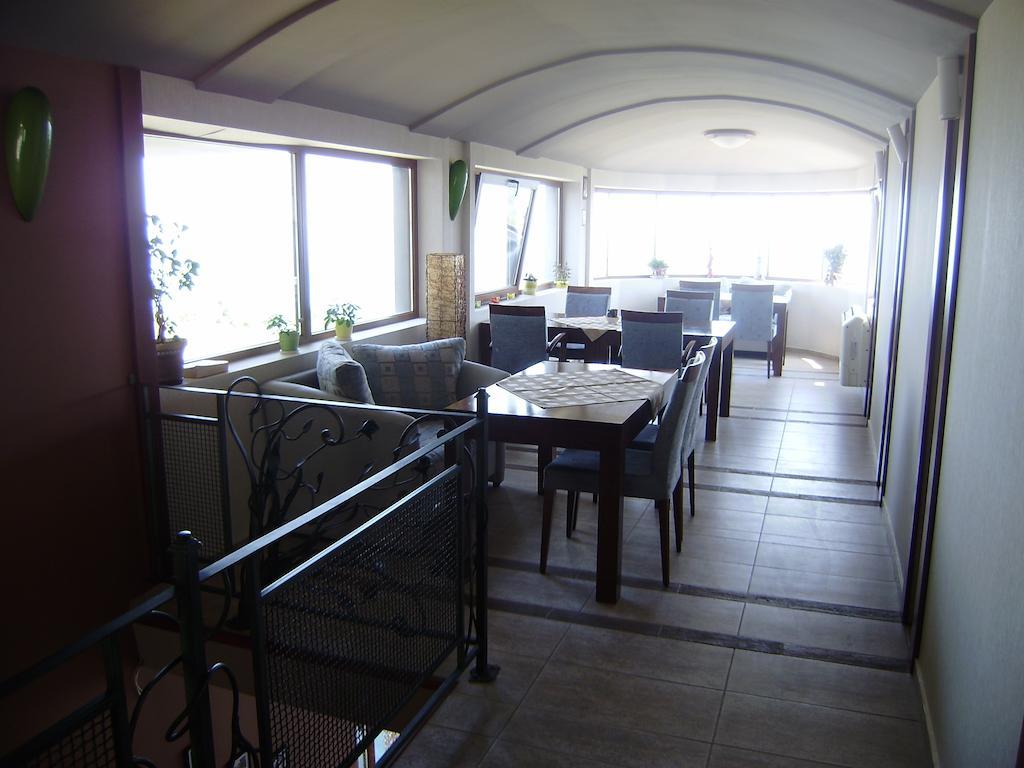 Sea View Family Hotel 크레네보 외부 사진